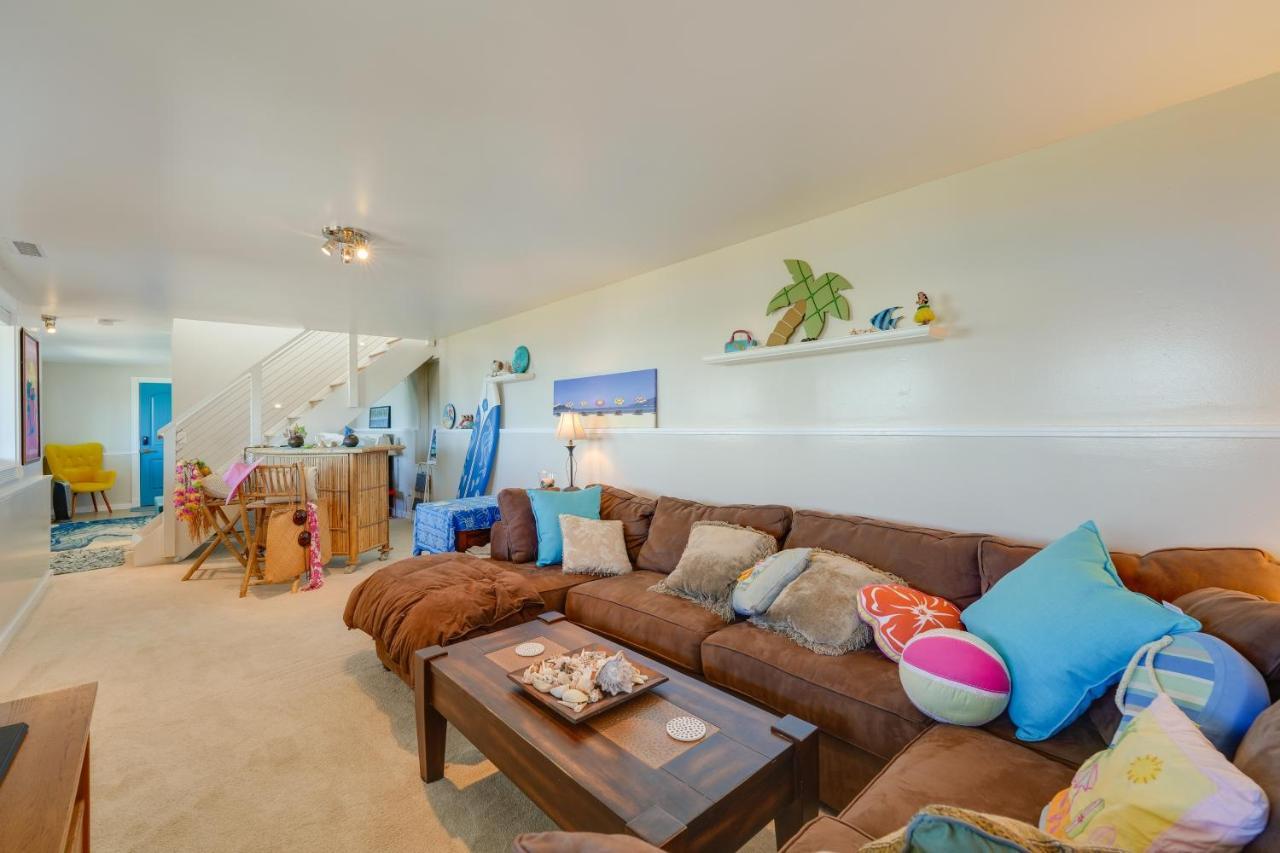 Stunning Home In Coupeville With Deck And Beach Access 外观 照片